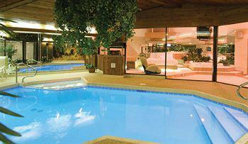 Sybaris Pool Suites Frankfort - Adults Only Екстериор снимка