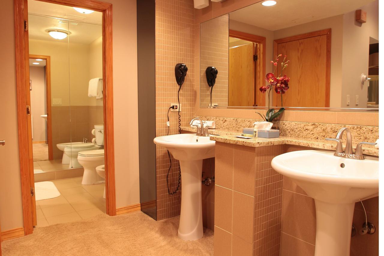 Sybaris Pool Suites Frankfort - Adults Only Екстериор снимка