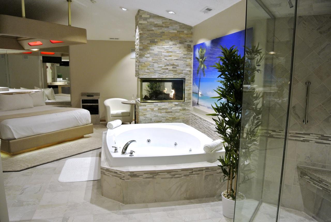 Sybaris Pool Suites Frankfort - Adults Only Екстериор снимка